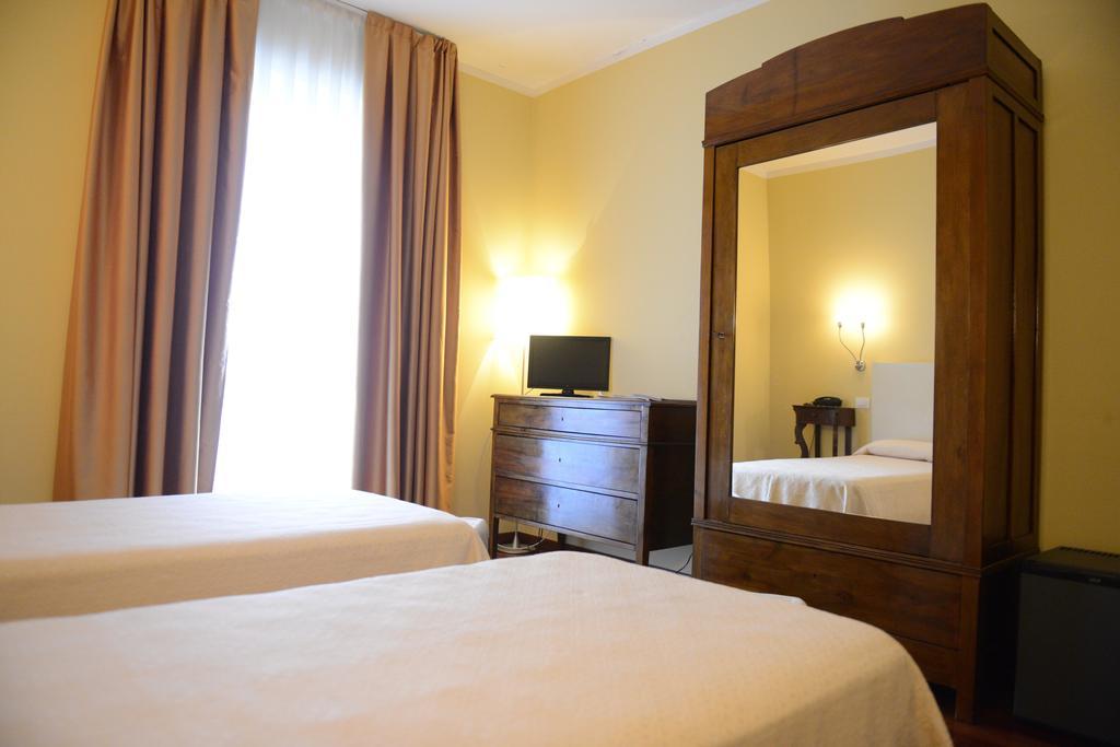Hotel La Corte Matera Quarto foto